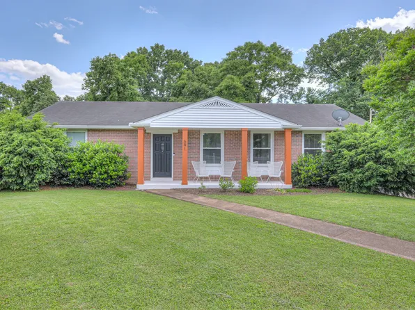 691 Harding Pl, Nashville, TN 37211