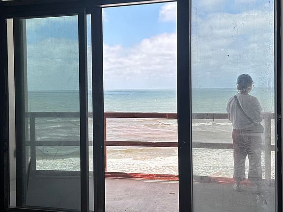 4th image of 533 E Beach Blvd #704