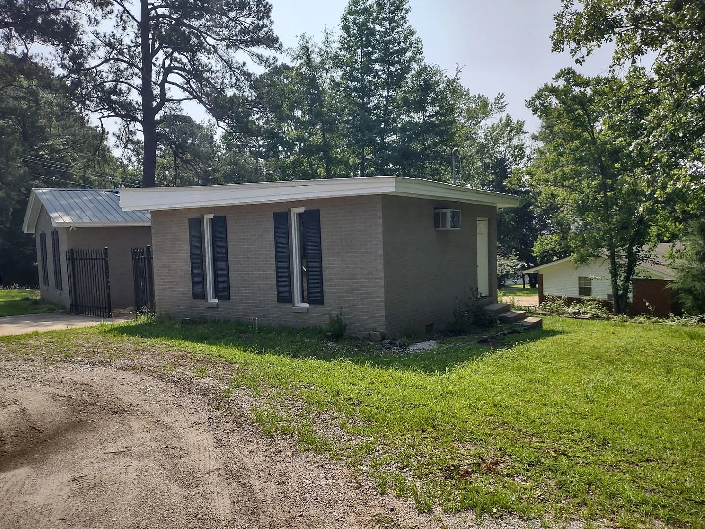 9209 Morgan Road Meridian, MS 39307 — Photo 4