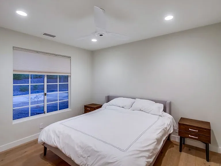 4124 Stonebridge Ln — Photo 54