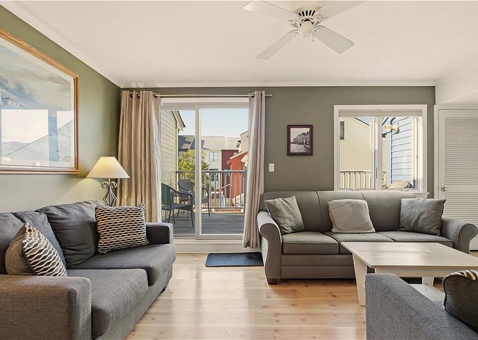 1st image of 216 Goddard Row