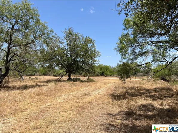 3664 Still Meadow Rd, Seguin, TX 78155