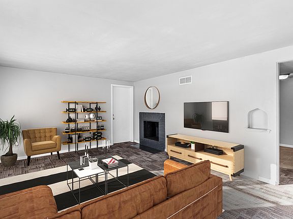2nd image of 2809 W 22nd St #2B
