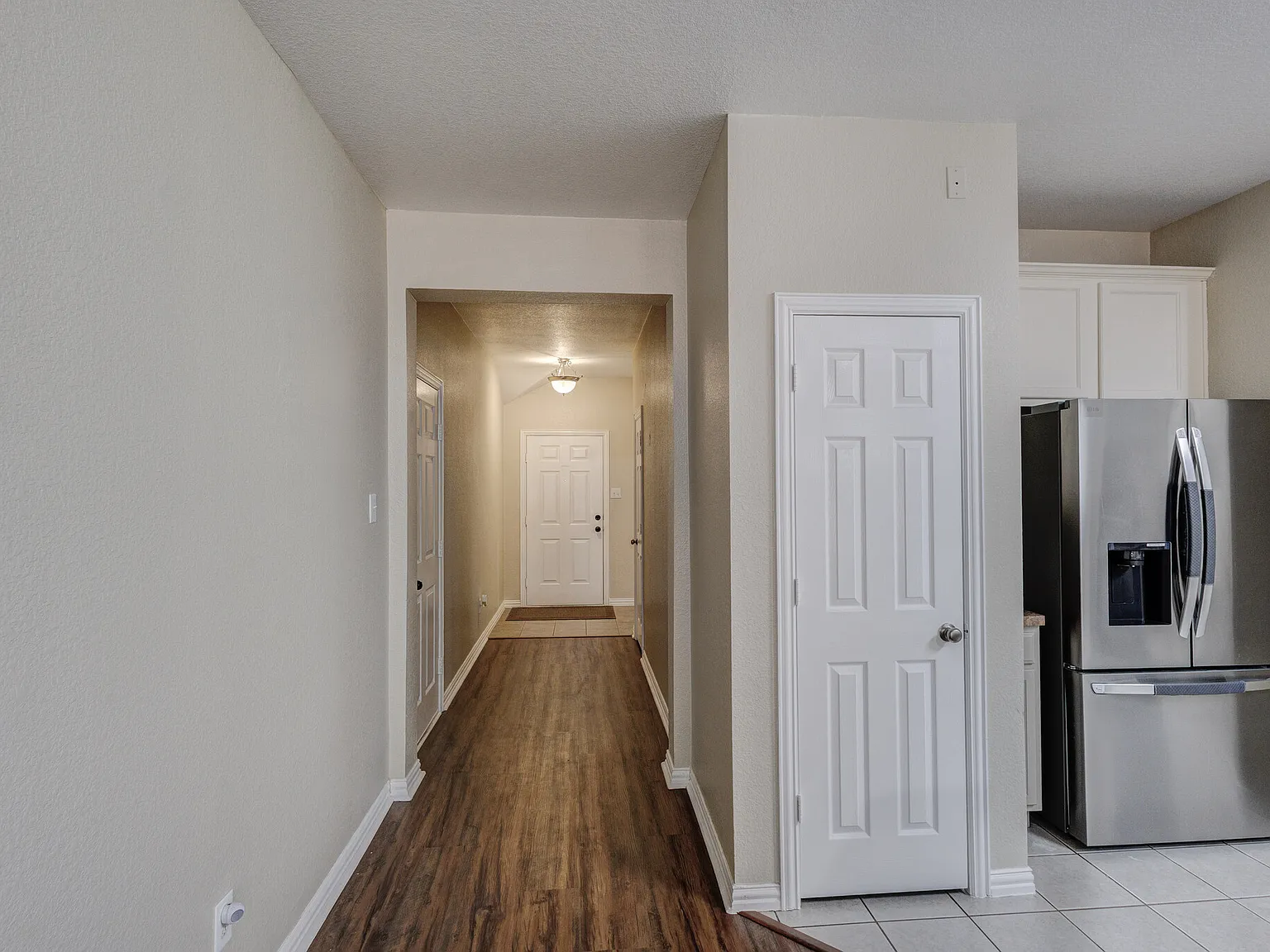 3 bed, 1518 sqft, $2,425 — Photo 4