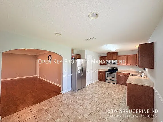 516 Sprucepine Rd — Photo 5
