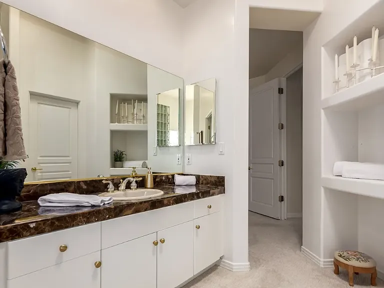 8324 E Cactus Wren Rd — Photo 24