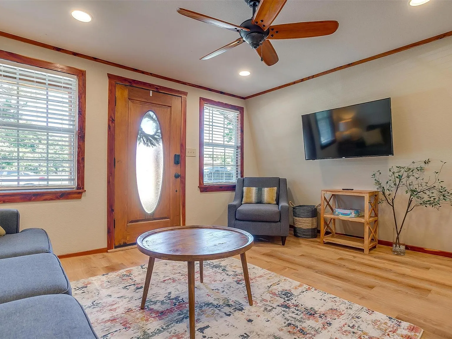 2 bed, 1.5 bath, 960 sqft, $1,525 — Photo 4