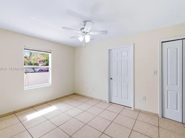 3072 NW 14th St, Miami, FL 33125