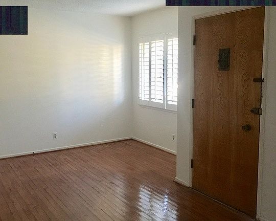 3rd image of 5014 W Slauson Ave