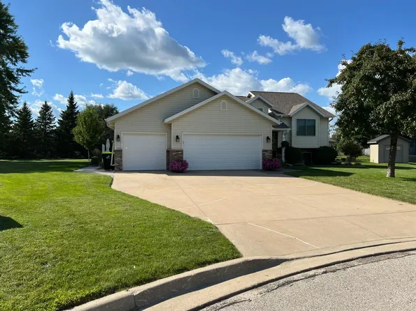 1040 Toccata Ln, Zumbrota, MN 55992