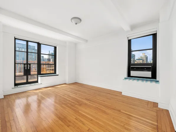 235 East 22nd Street image 7 of 10