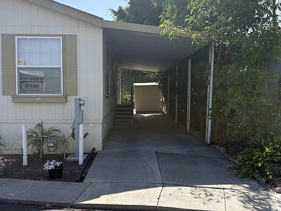 2nd image of 4838 1/2 Old Cliffs Rd