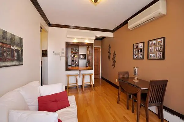 Sold by Level Group | media 33