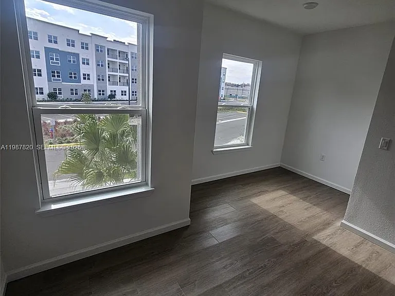1201 Southstation Pl #101 — Photo 36