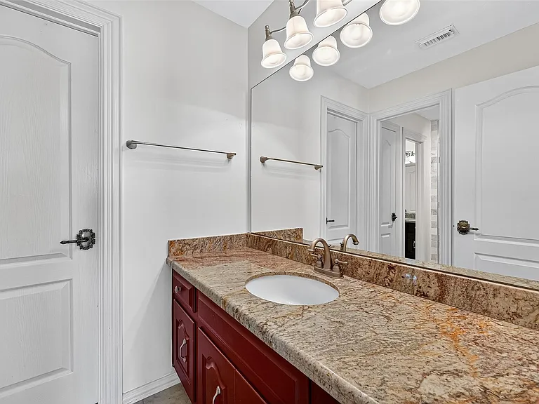 1803 Cottage Landing Ln — Photo 26