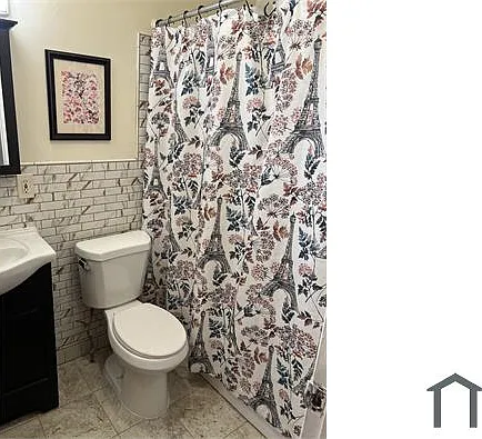 1513 W Thompson St — Photo 13