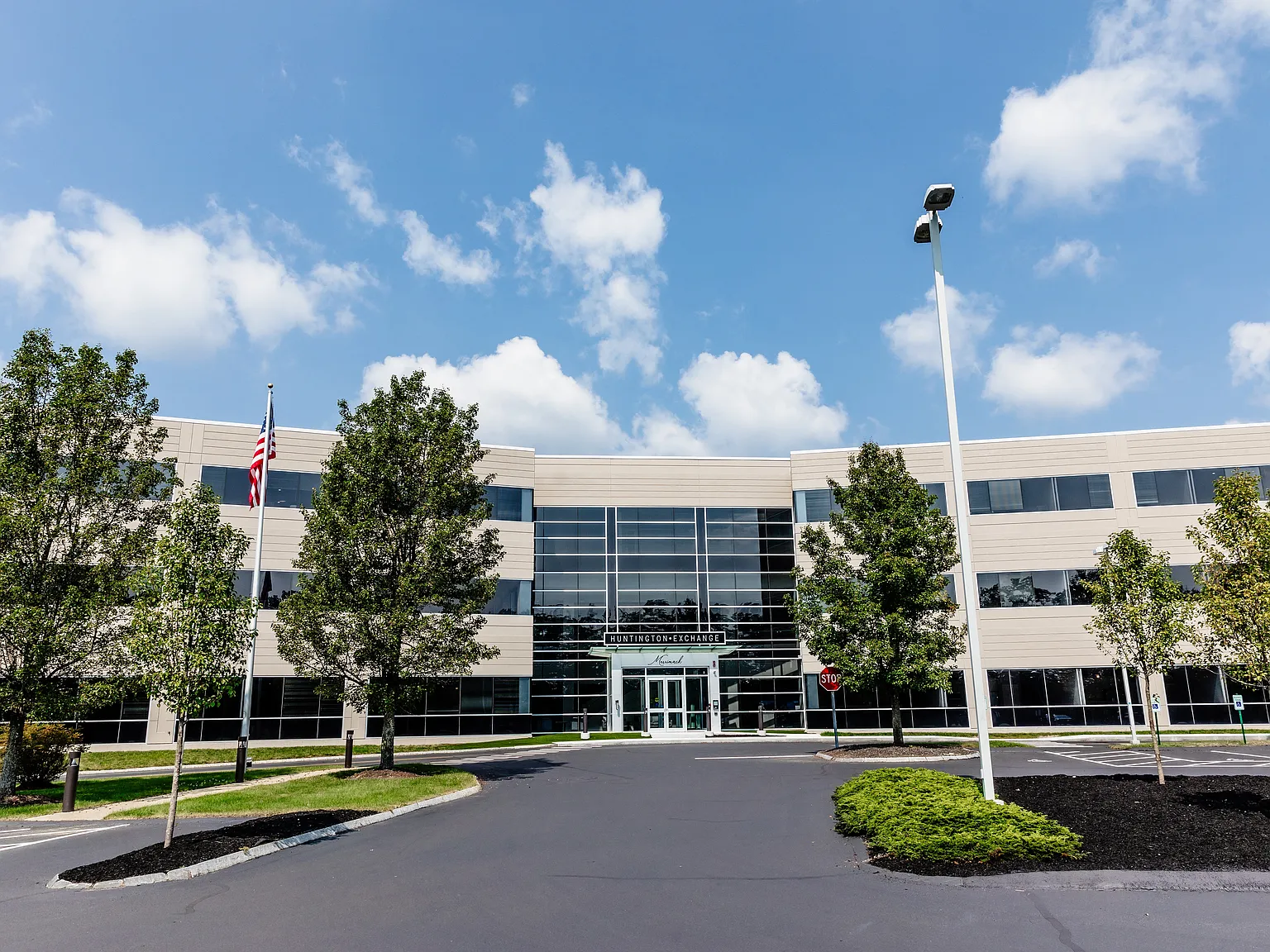 Huntington Exchange Merrimack — Photo 1
