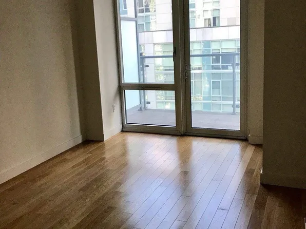 555 West 59th Street image 1 of 5