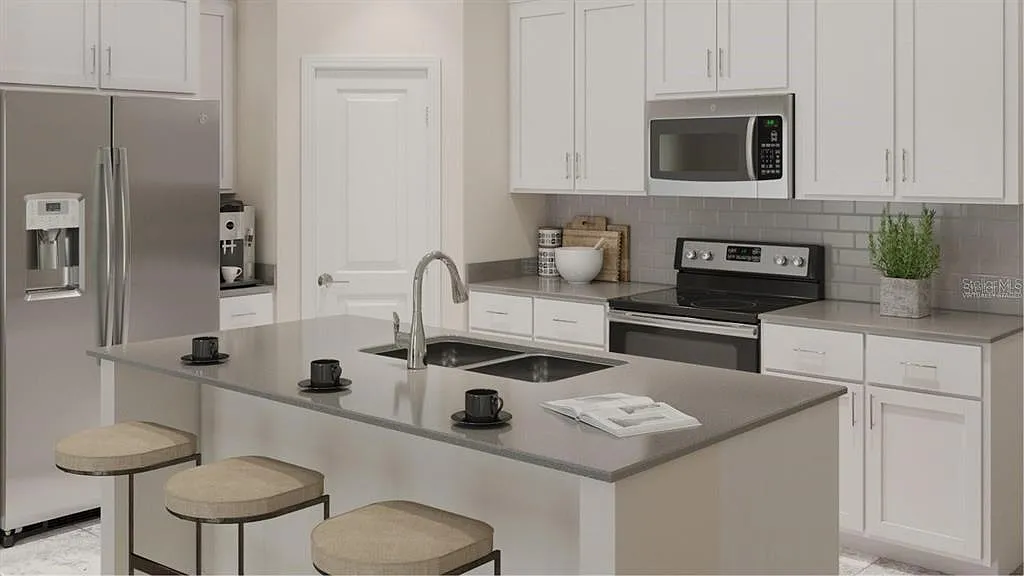 3 bed, 2.0 bath, 1555 sqft, $2,500 — Photo 2