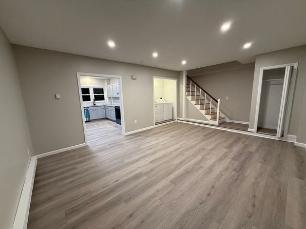 735 Stafford Rd APT B