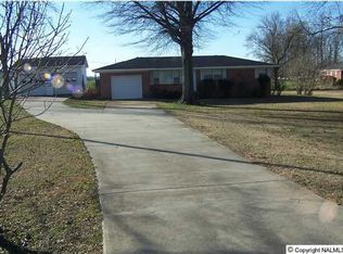 9092 Highway 72, Athens, AL 35611