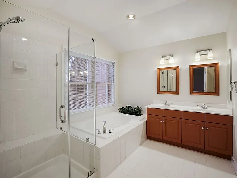 2171 Wolftrap Ct — Photo 26