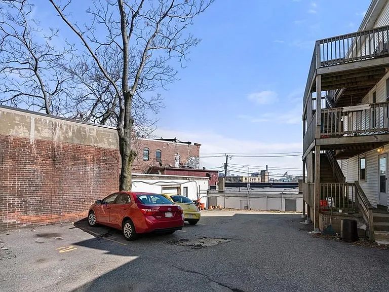 3 Boston St #2 — Photo 2