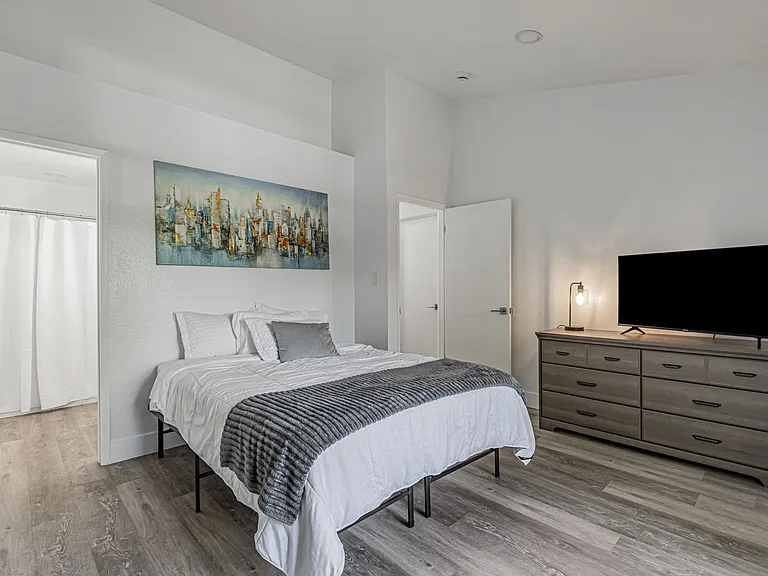 Parkview Living, LLC — Photo 15