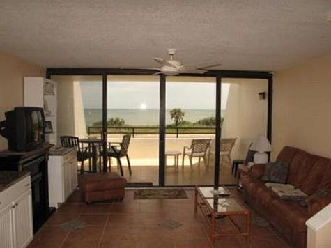 5th image of 1410 N Oceanshore Blvd