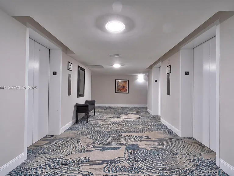 3140 S Ocean Dr #511 — Photo 35