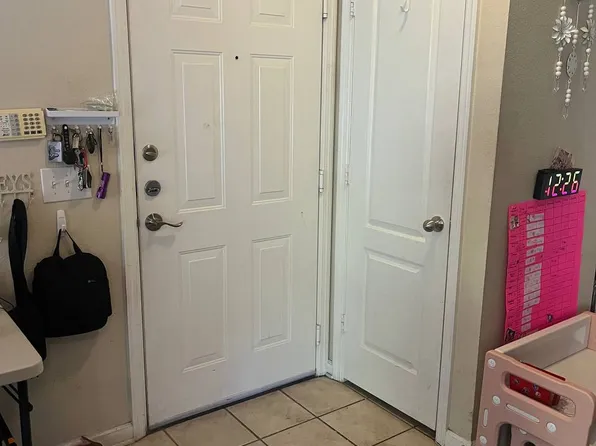 8813 Villa View Cir #242, Orlando, FL 32821