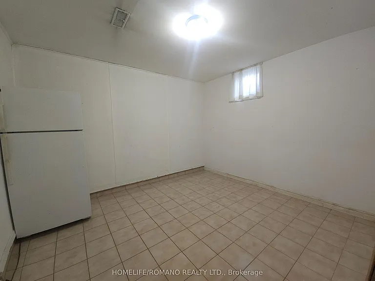 57 Trowell Ave — Photo 20