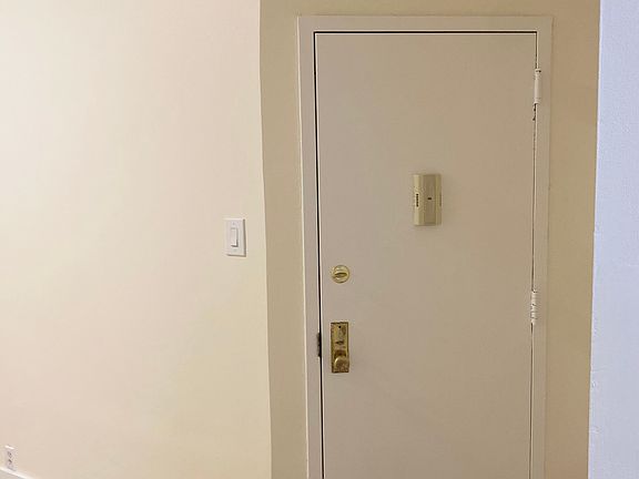 2nd image of 73-17 72nd St #1R