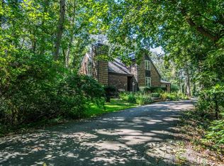 N5577 Cobblestone Rd, Elkhorn, WI 53121