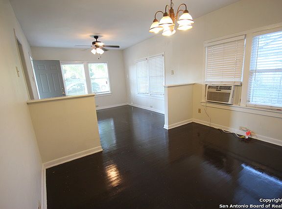 5th image of 314 Andrews St