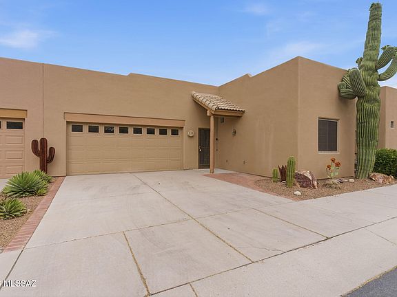 3rd image of 860 W Calle De La Pelotita