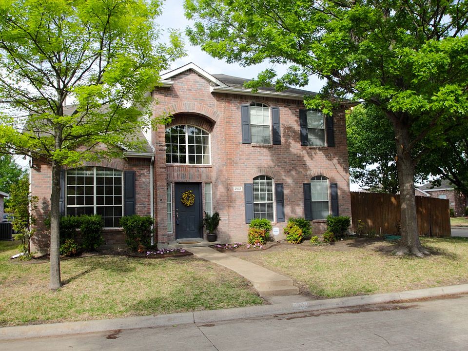 1st image of 2902 Daisy Ct