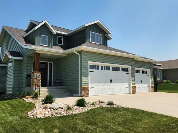 518 Medora Ave, Bismarck, ND 58503