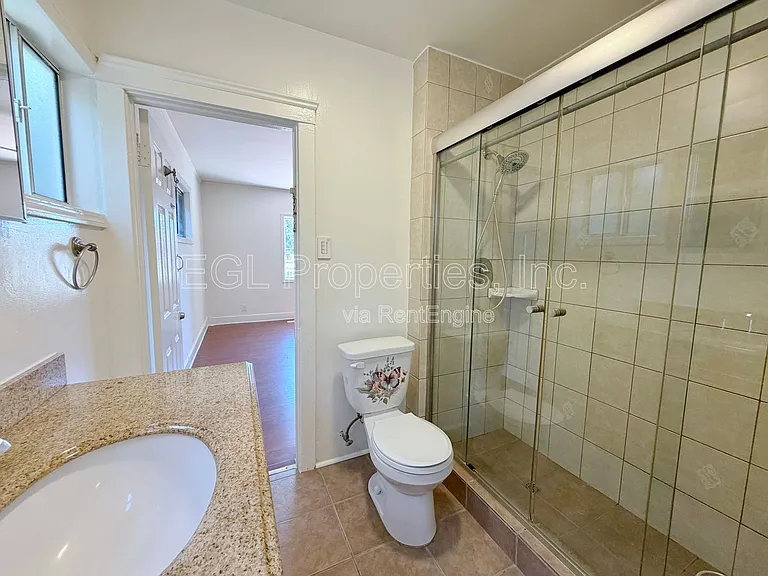2407 Fernleaf St — Photo 12