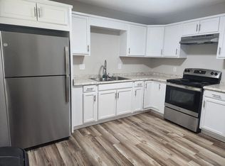 468 N Locust St #2, Florence, AL 35630