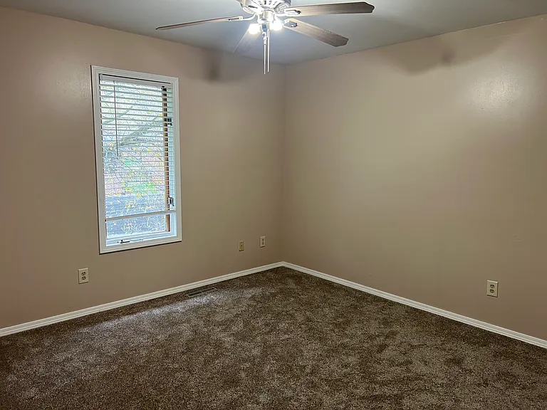 3437 S Glenhaven Ct — Photo 11