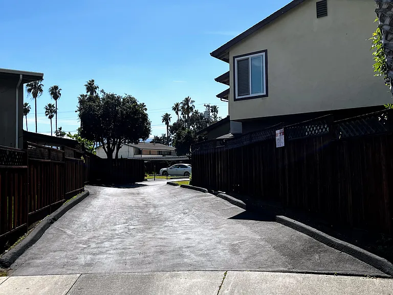 620 Gamma Ct #4 — Photo 4