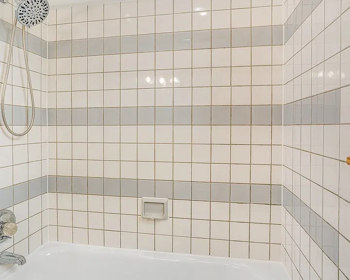 2536 N Lavergne Ave #2N — Photo 9