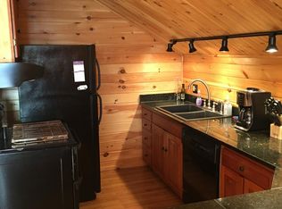 10 Raspberry Ln, Brunswick, ME 04011