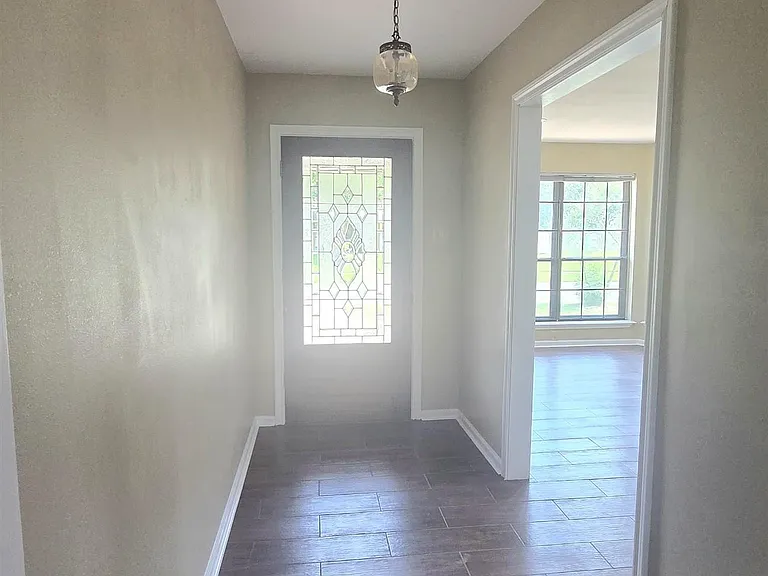 12119 Mallory Ave — Photo 10