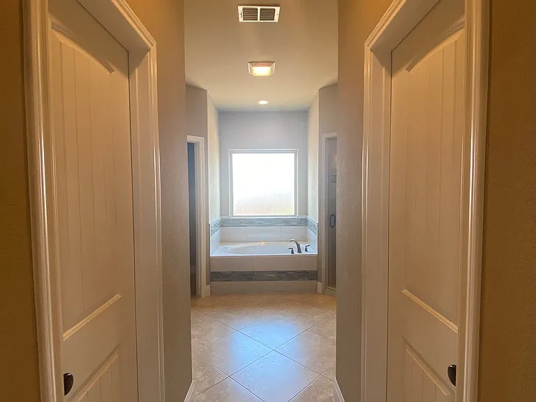 210 Dudley Way — Photo 9