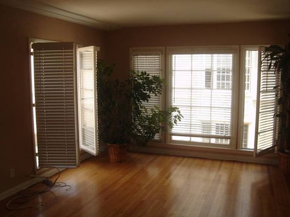 Living room 2