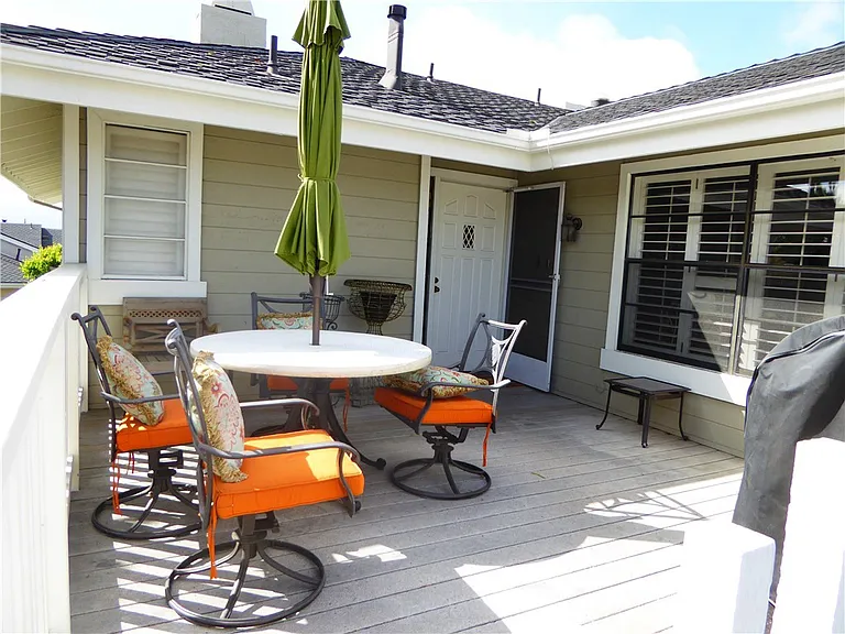 24746 Meridian Dr — Photo 3