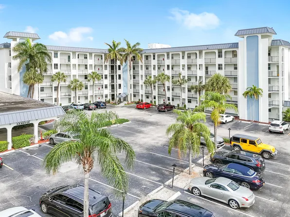 100 Paradise Harbour Boulevard #211, North Palm Beach, FL 33408