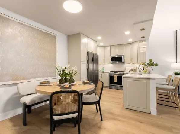4049 Carmel View Rd Unit 82, San Diego, CA 92130